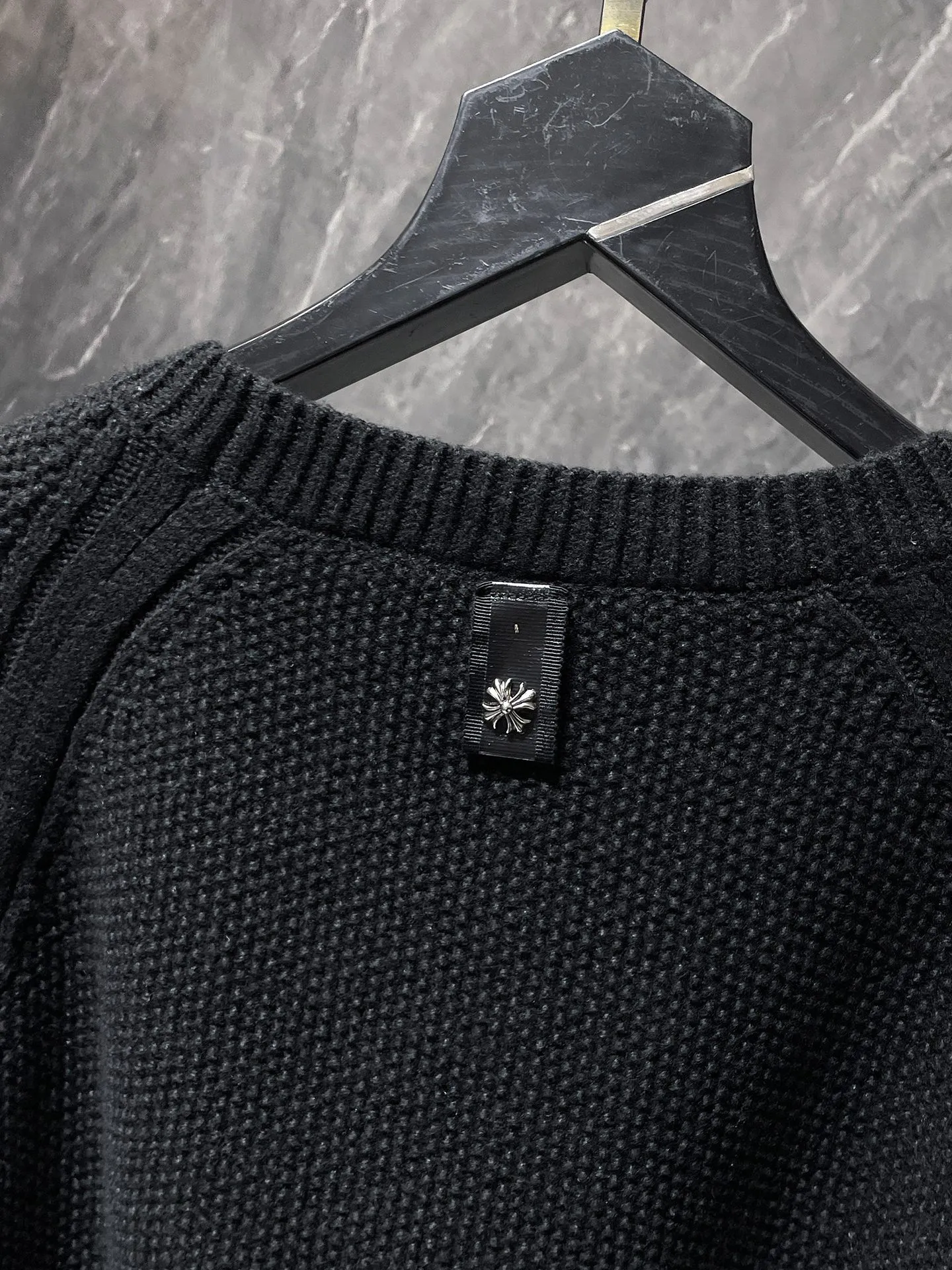 P236 Chrome Hearts 🍁Autumn and winter sweater series🍁 Cross metal➕hole treatment Selected high-quality wool blended knitted fabric Non-common version on the market Recommended colors: black gray white